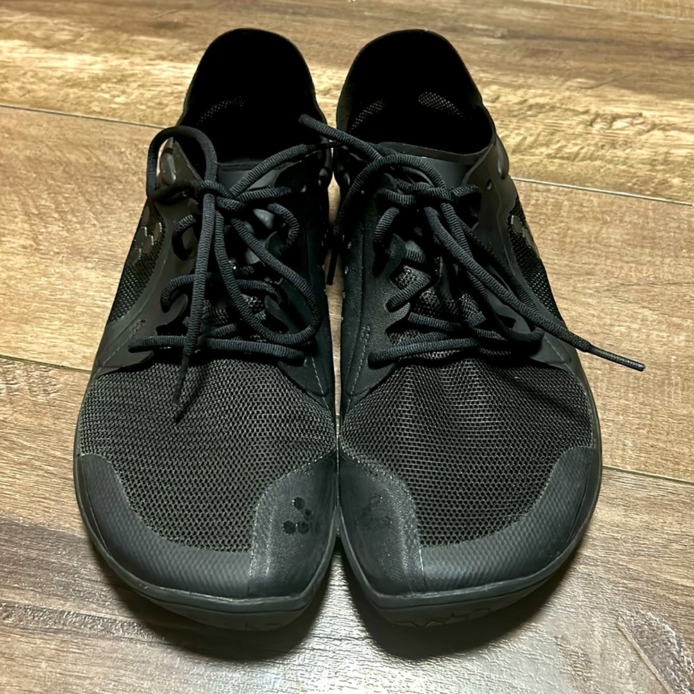 Vivo Barefoot Black Athletic Shoes